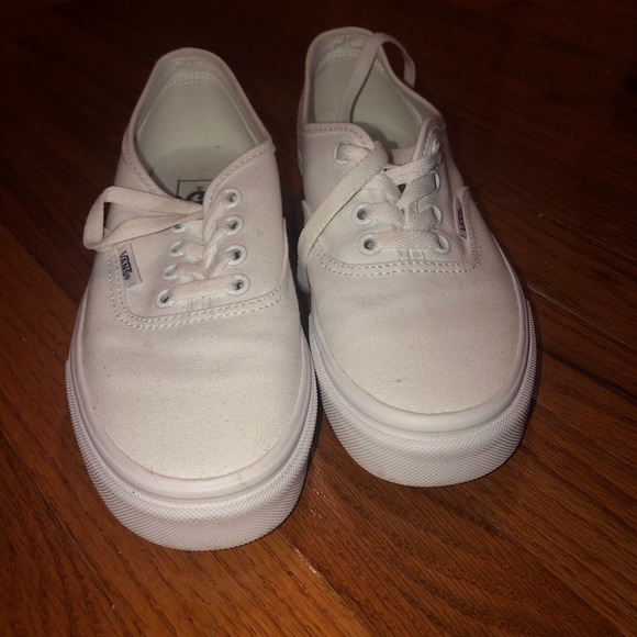 Vans - Picture 3 of 5